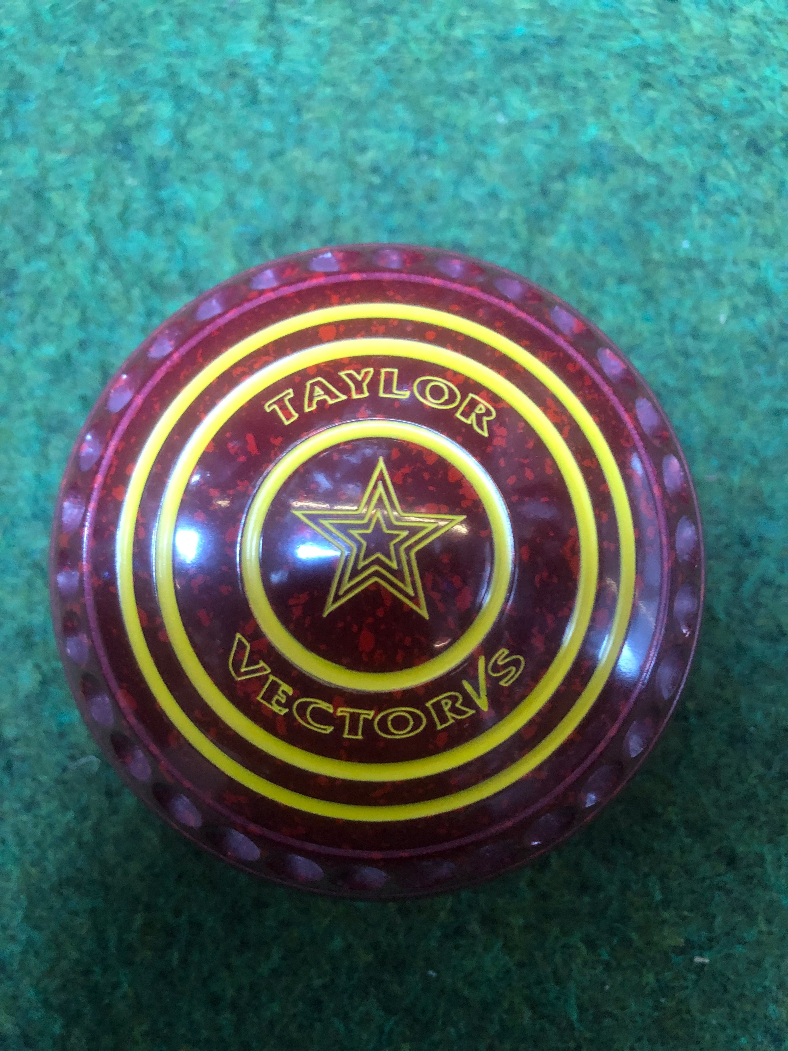 Taylor Lawn Bowls Vector VS Pro Grip in Maroon/Red Speckled