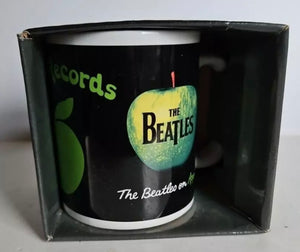 The Beatles Boxed Mug: Beatles On Apple - Officially Licensed Product