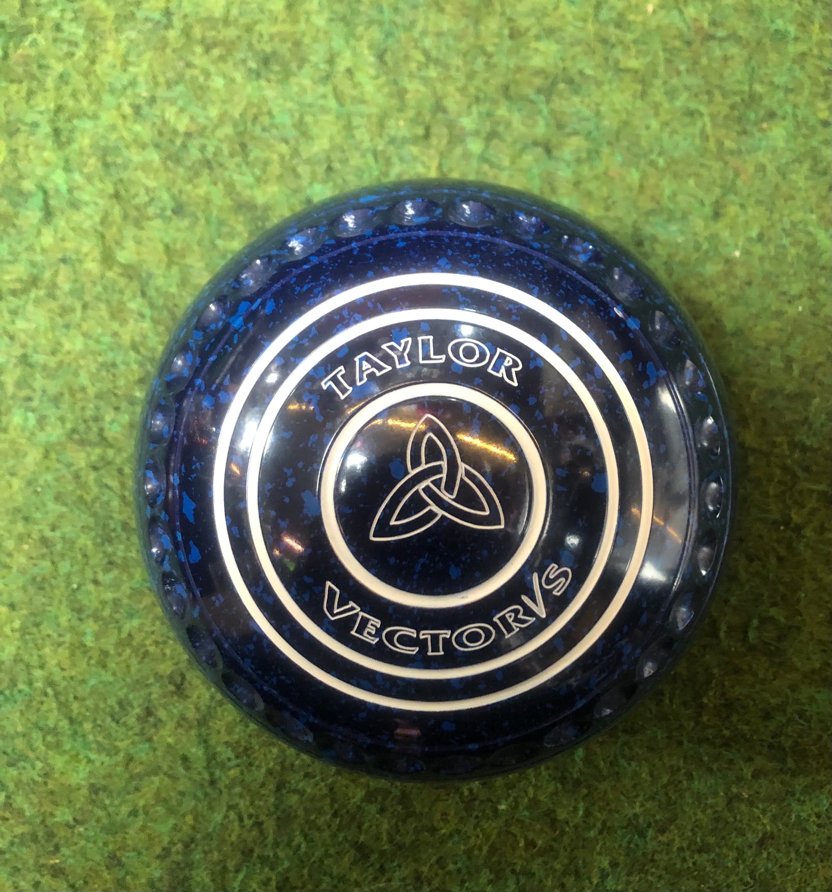 Taylor Lawn Bowls Vector VS Pro Grip in Dark Blue/Blue Speckled