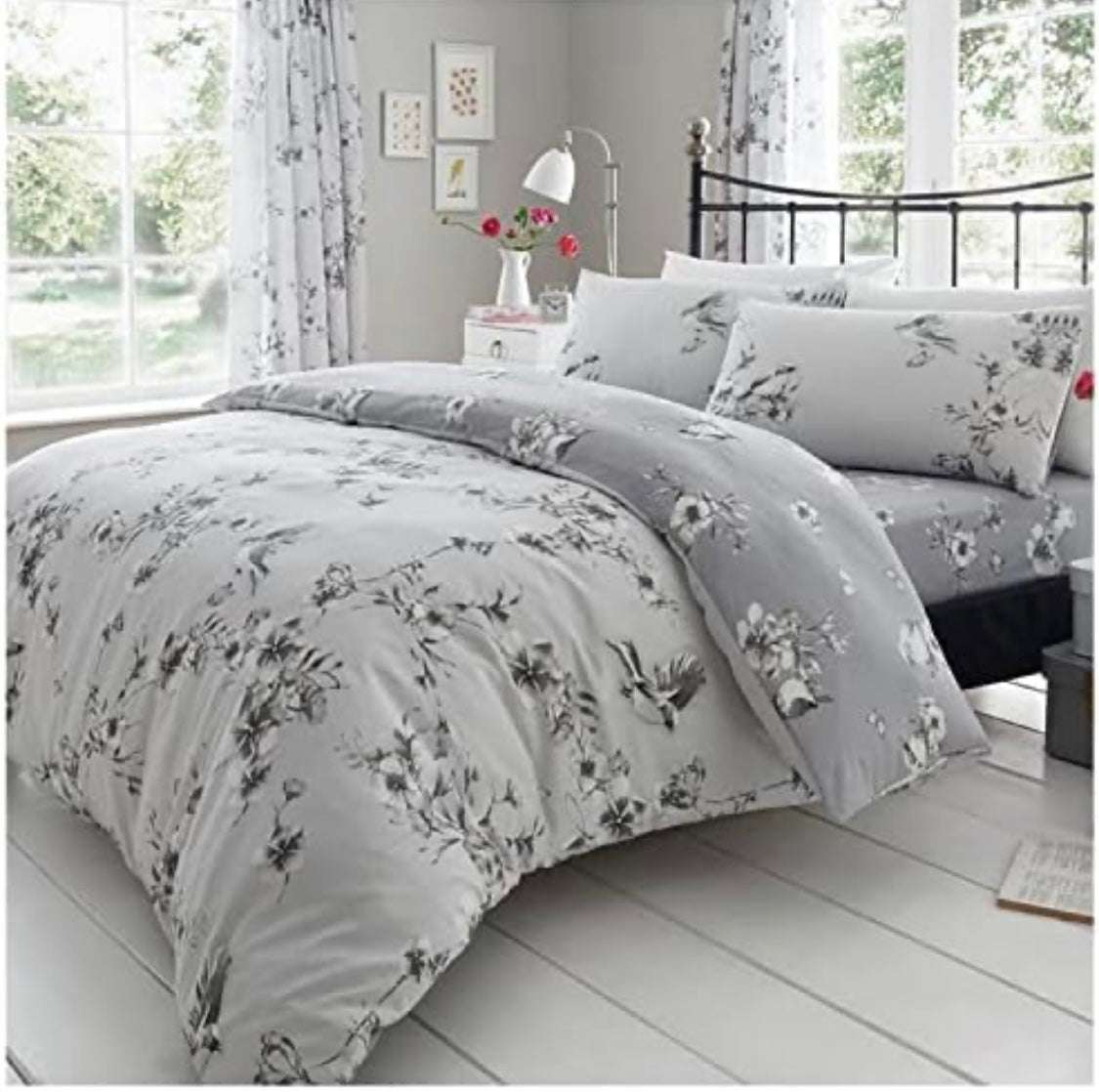 GC GAVENO CAVAILIA Birdie Blossom Double & King Size Duvet Cover With Pillow Cases |