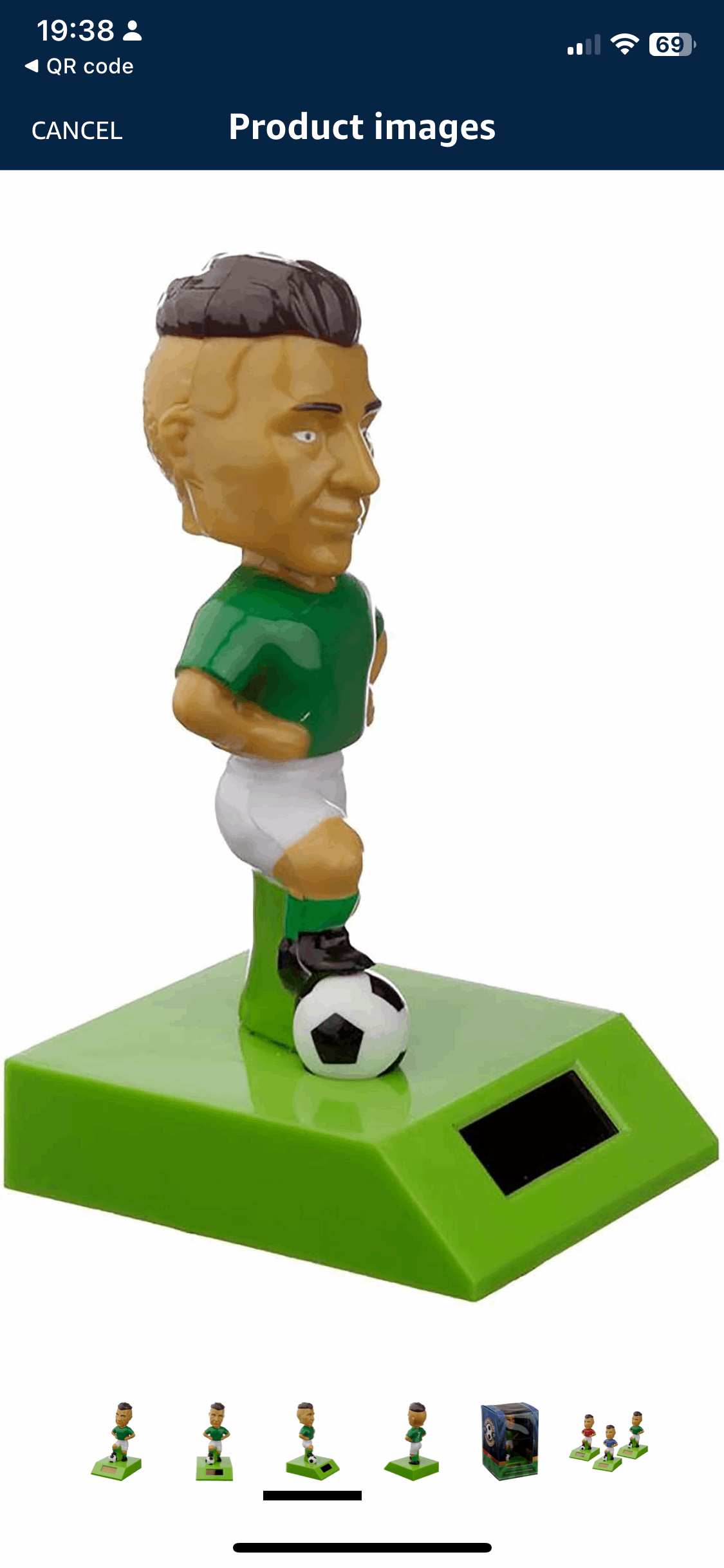 Collectable Green Blue or Red Shirt Footballer Solar Powered Player