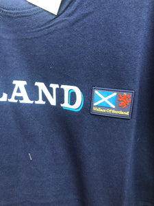 Wallace Of Scotland
Navy Blue Shoulder Saltire Flag With Scotland T-Shirt